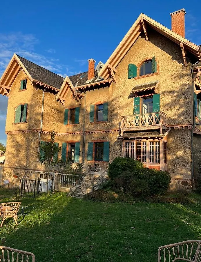 Konukevi O'Cottage Suite Familiale Annonay